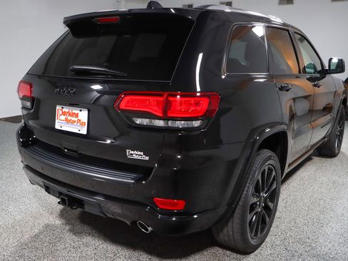 Used 2020 Jeep Grand Cherokee Altitude image 7
