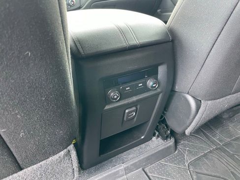 Used 2023 Chevrolet Traverse LT w/ Midnight/Sport Edition AWD/4WD image 9