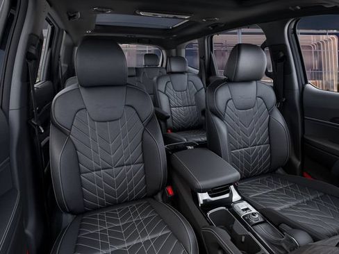 Used 2025 Kia Telluride SX X-Line AWD/4WD image 15