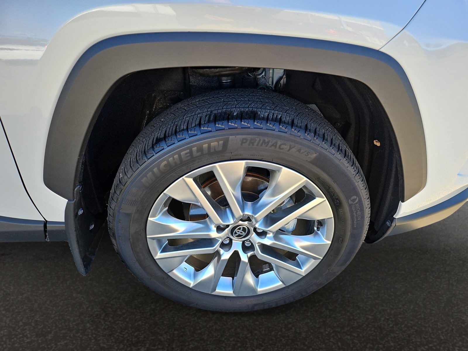 Used 2025 Toyota RAV4 XLE Premium w/ Weather Package FWD image 41