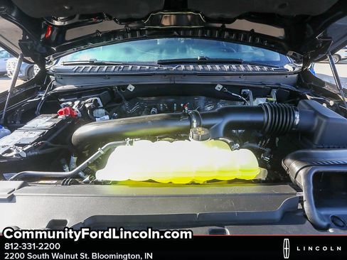 New 2025 Lincoln Navigator L Reserve image 17