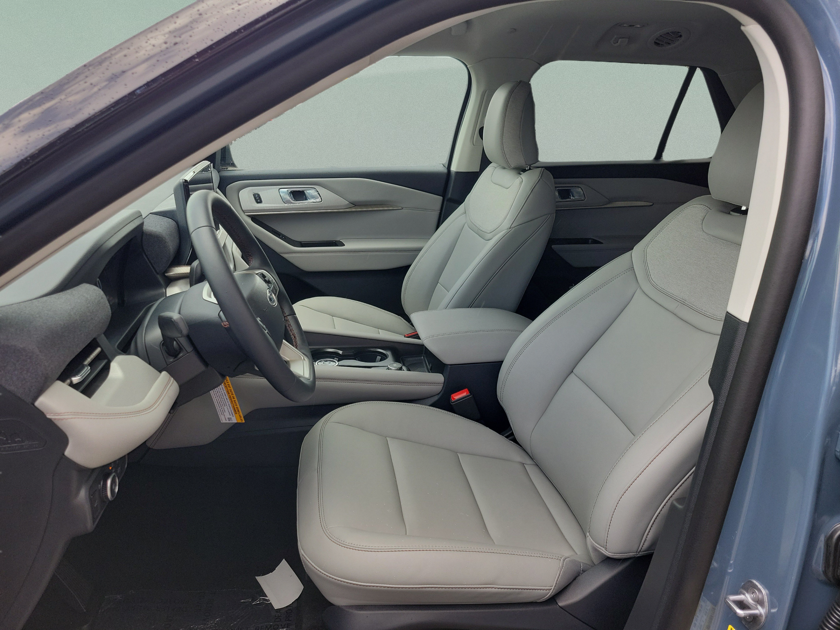 New 2026 Ford Explorer Active w/ Active Comfort Package RWD image 15