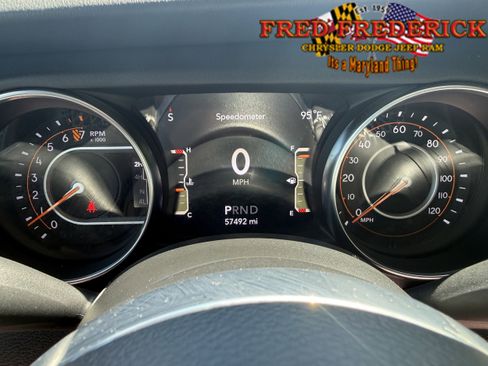 Used 2022 Jeep Wrangler Unlimited Sahara w/ LED Lighting Group AWD/4WD image 12