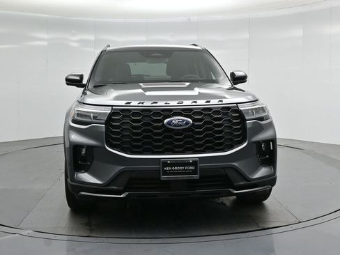 New 2026 Ford Explorer ST-Line w/ ST-Line Street Pack image 57