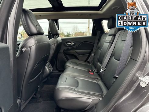 Used 2015 Jeep Cherokee Limited image 28