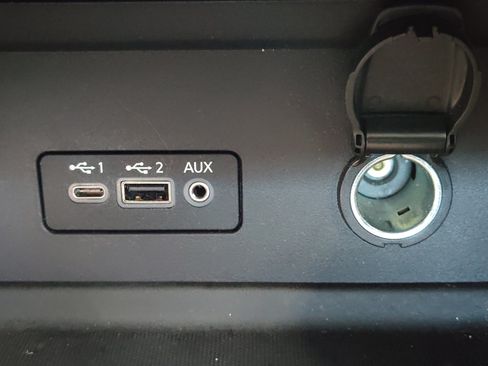 Used 2020 Nissan Sentra SR w/ Electronics Package FWD image 20