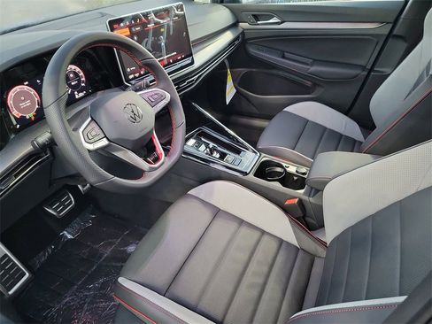 New 2026 Volkswagen GTI SE image 7