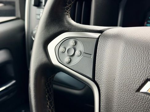 Used 2015 Chevrolet Silverado 2500 LT w/ LT Convenience Package image 10