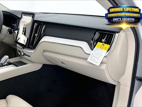 New 2026 Volvo XC60 B5 Ultra w/ Protection Package Premier AWD/4WD image 19