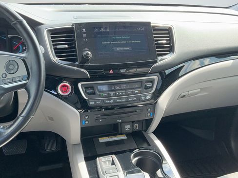 Used 2019 Honda Pilot Elite image 8
