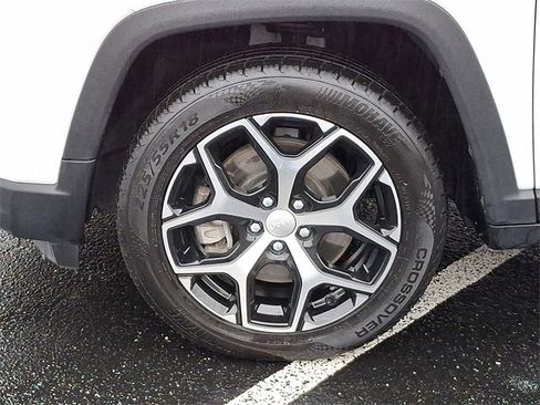 Used 2024 Jeep Compass Limited image 8