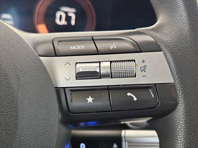 Used 2025 Hyundai Sonata SEL FWD image 21