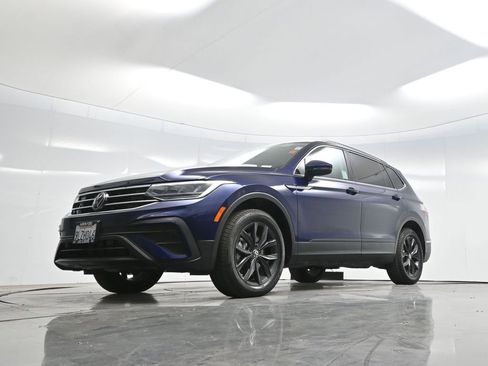 Used 2024 Volkswagen Tiguan SE image 51