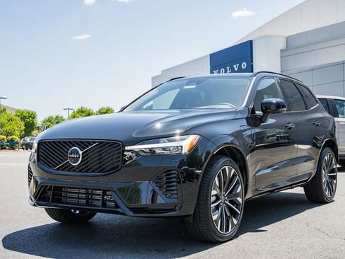 New 2026 Volvo XC60 T8 Ultra w/ Protection Package Premier AWD/4WD image 3