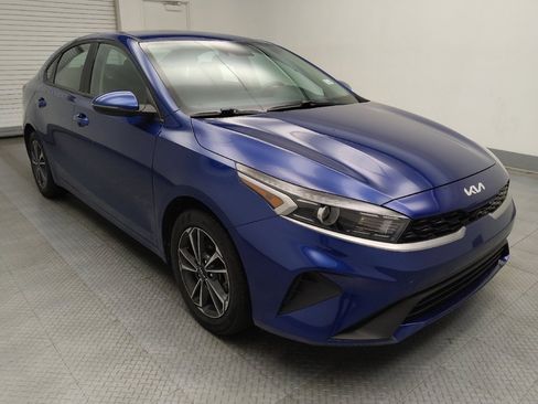 Used 2022 Kia Forte LXS w/ LXS Technology Package image 13