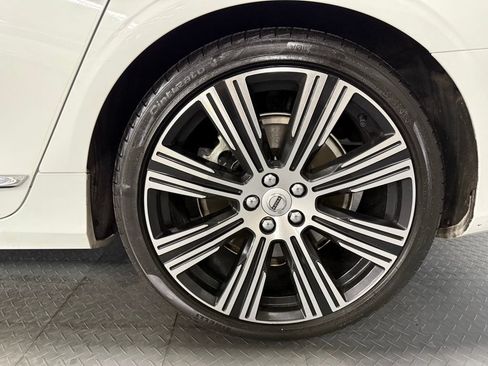 Used 2023 Volvo S90 B6 Ultimate w/ Protection Package Premier AWD/4WD image 7
