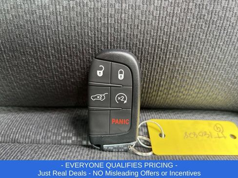 New 2026 Jeep Compass Trailhawk image 28