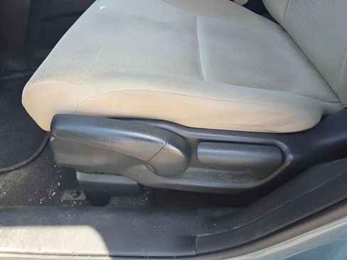 Used 2015 Honda CR-V LX image 13