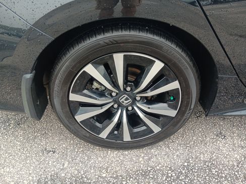 Used 2024 Honda Civic EX image 19