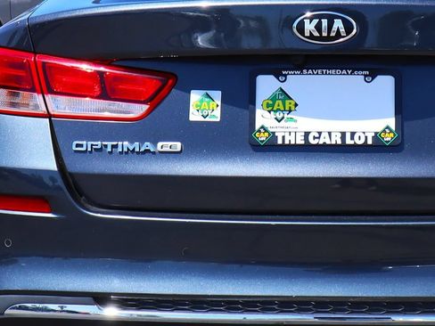 Used 2020 Kia Optima LX FWD image 19