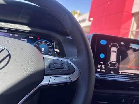 New 2026 Volkswagen Atlas Cross Sport SEL R-Line image 31