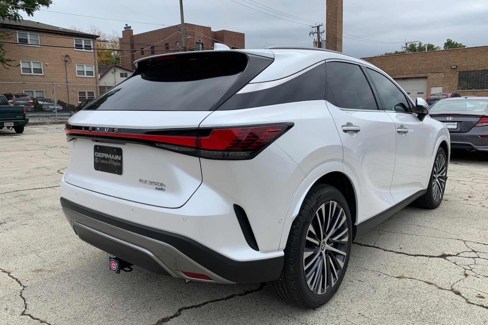 Used 2025 Lexus RX 350h w/ Convenience Package AWD/4WD image 3