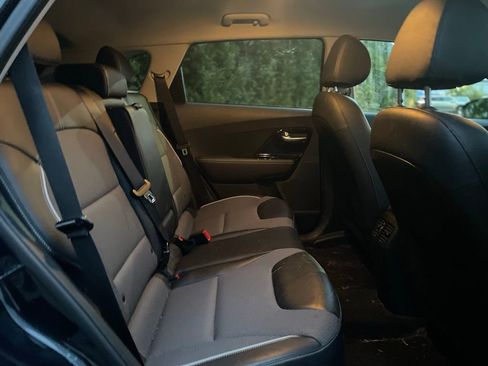 Used 2020 Kia Niro EX w/ Cold Weather Package image 20