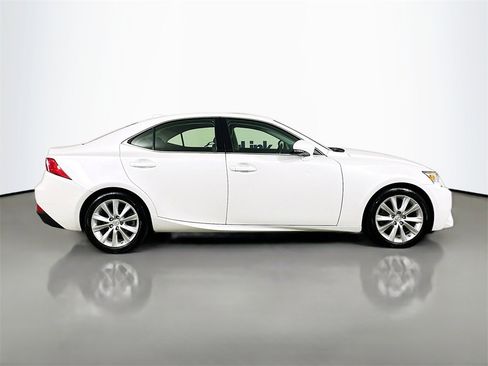 Used 2014 Lexus IS 250 image 9