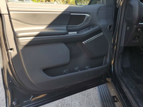 New 2025 Ford Expedition Max Platinum w/ Stealth Appearance Package image 16