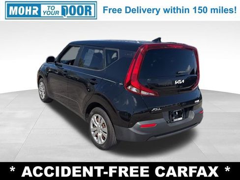 Used 2022 Kia Soul LX FWD image 3