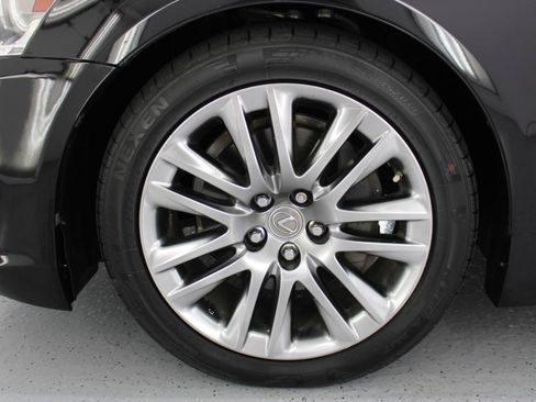 Used 2017 Lexus LS 460 w/ Comfort Package RWD image 82