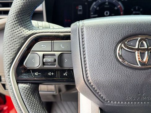 Used 2026 Toyota Tundra Platinum AWD/4WD image 15