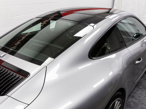 Used 2018 Porsche 911 Carrera S w/ Sport Package image 28