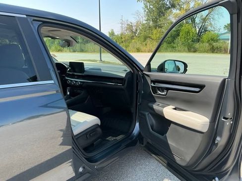 Used 2024 Honda CR-V EX-L image 16