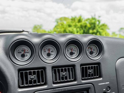 Used 2001 Dodge Viper GTS RWD image 24