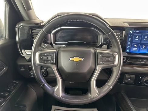 Used 2023 Chevrolet Silverado 1500 LT w/ Z71 Off-Road Package image 19