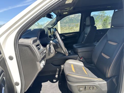Used 2023 GMC Yukon AT4 w/ AT4 Premium Package AWD/4WD image 23