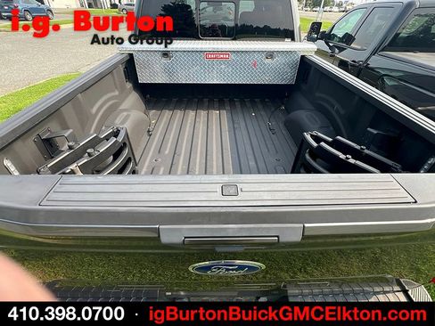 Used 2018 Ford F150 XLT w/ Equipment Group 302A Luxury AWD/4WD image 7