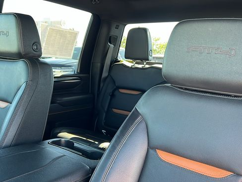Certified 2025 GMC Sierra 2500 AT4 AWD/4WD image 21