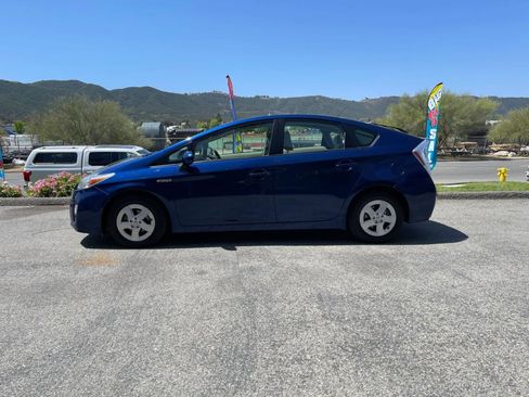 Used 2010 Toyota Prius Three image 8