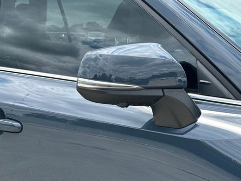 Used 2024 Toyota Grand Highlander AWD Hybrid image 10