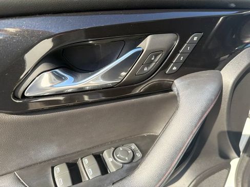 Used 2023 Chevrolet Blazer RS w/ Enhanced Convenience Package FWD image 15