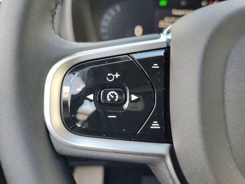 New 2026 Volvo XC90 B6 Plus image 15