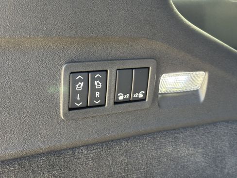 New 2026 Cadillac Escalade IQL Sport 1 w/ LPO, ONYX Package image 4