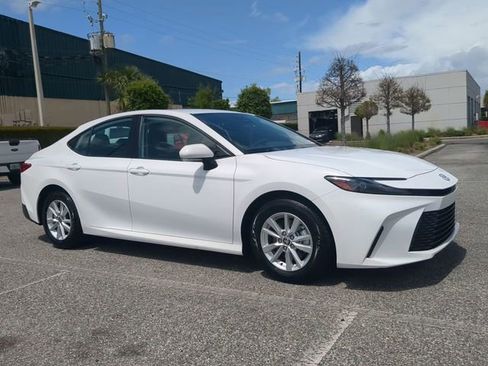 Certified 2025 Toyota Camry LE image 2