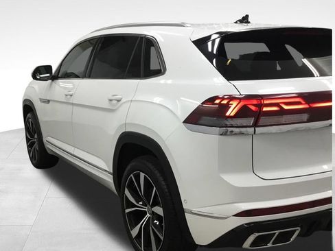 Used 2024 Volkswagen Atlas Cross Sport SEL Premium R-Line AWD/4WD image 33