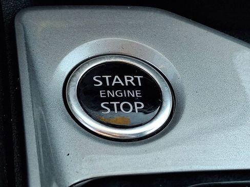 Used 2024 Nissan Altima 2.5 S FWD image 22