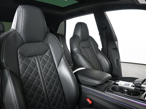 Used 2024 Audi SQ8 Prestige w/ Prestige Package image 20