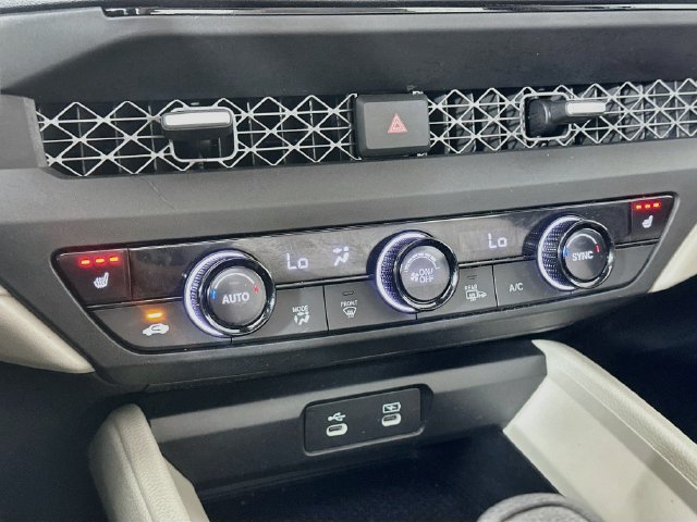 Used 2025 Honda Accord SE image 25