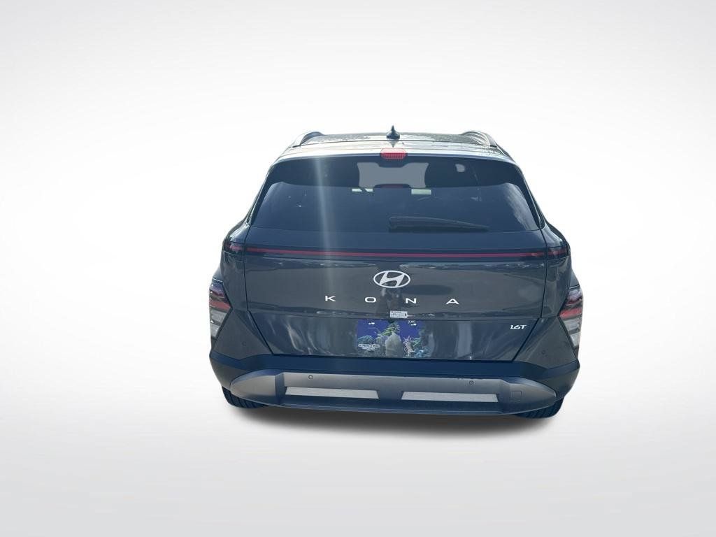 Used 2024 Hyundai Kona Limited FWD image 7